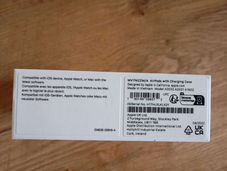 Pudełko do słuchawek AirPods firmy Apple