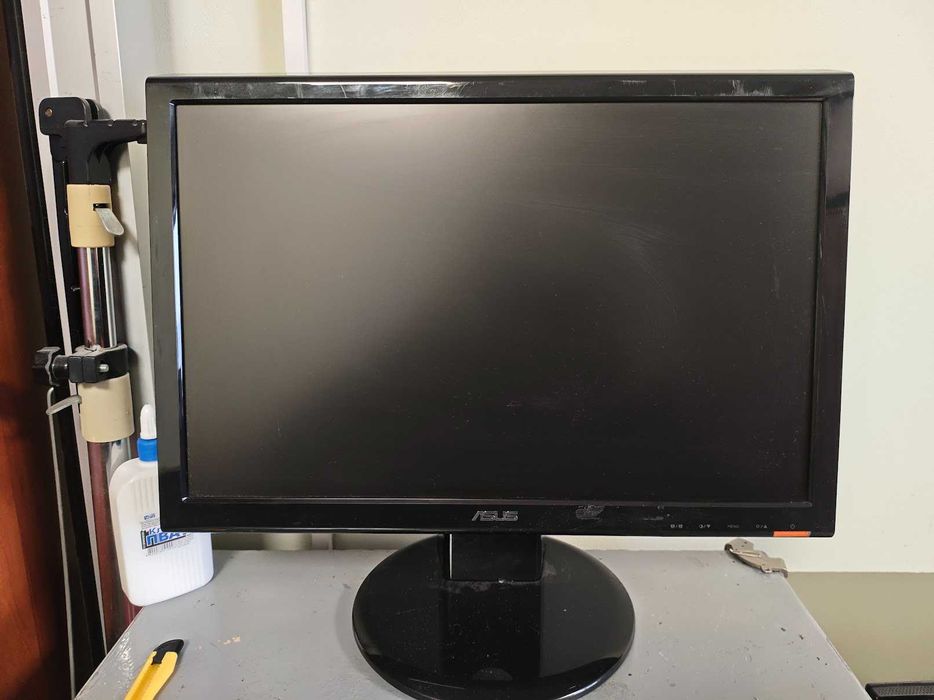 Монітор 19" Asus VH198D