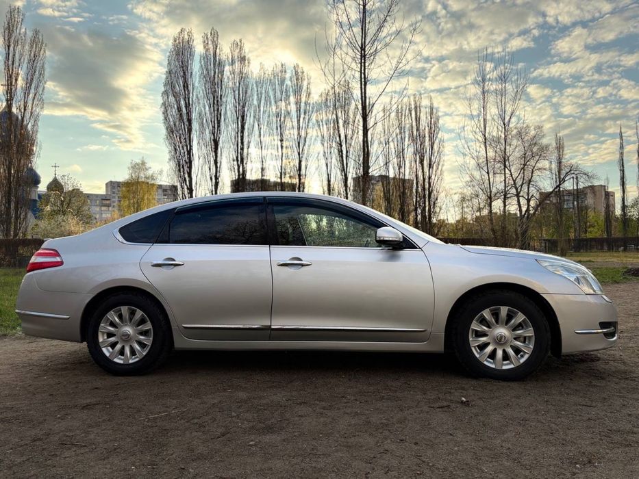 Nissan Teana  250 XL