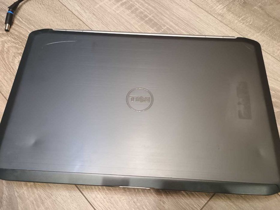Dell latitude e5520 i3\8gb