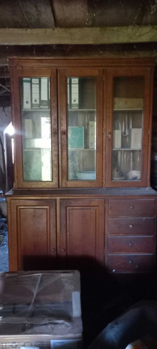 Dois móveis (superior e inferior) (negociável)