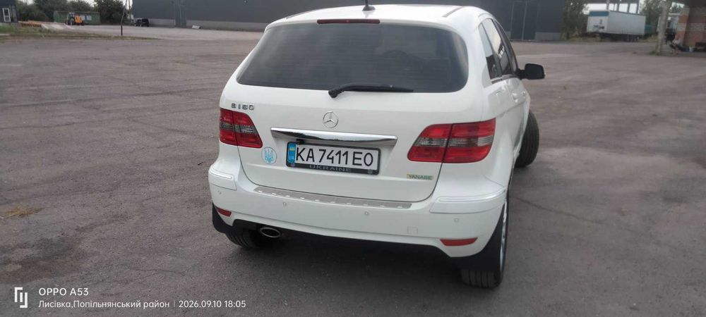 Мерседес-Бенц Б-Класс B 180