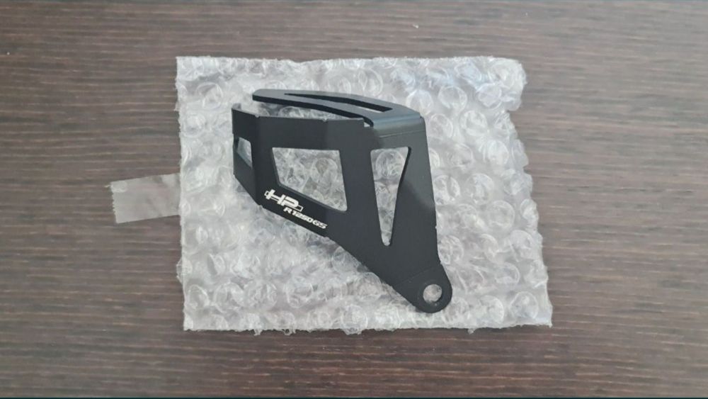 Protecção reservatório óleo de travões traseiro BMW GS