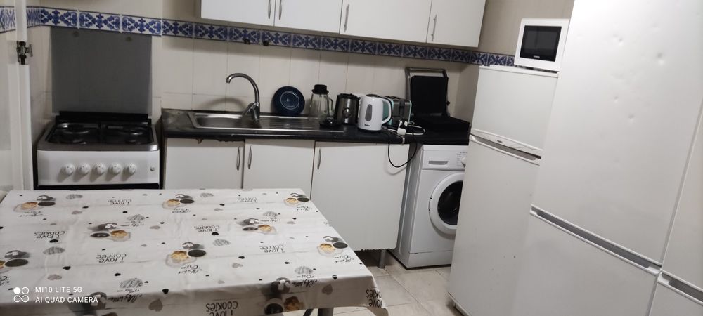 T-1 MOBILADO+Equipado. SANTOS Centro Lisboa.Só renda+ caução