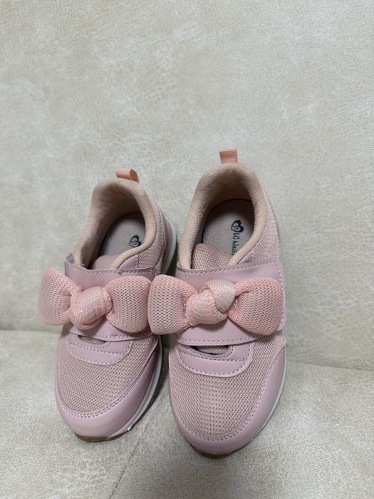 Кроссовки для девочки LC Waikiki