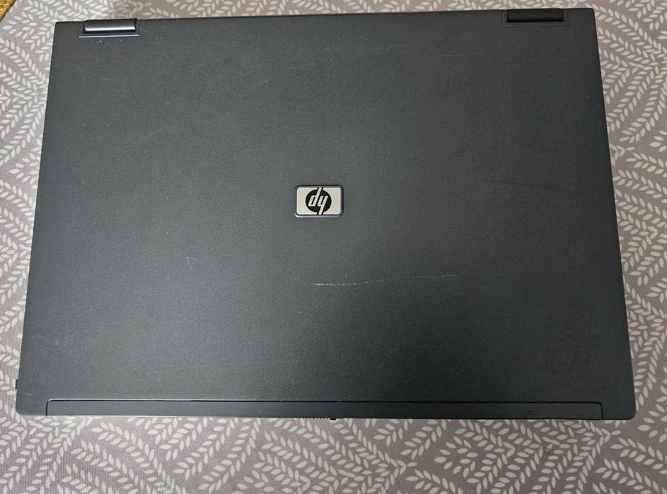 HP Compaq nx 8220