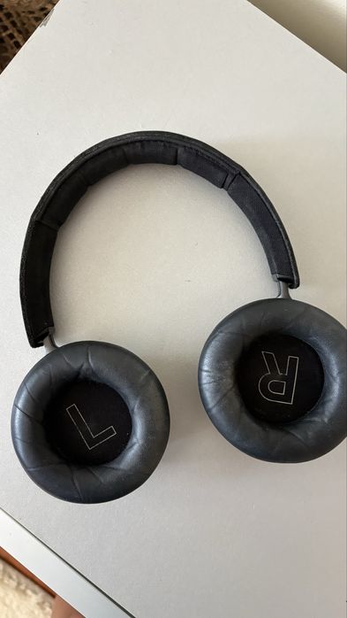 Bang & Olufsen Beoplay H9i