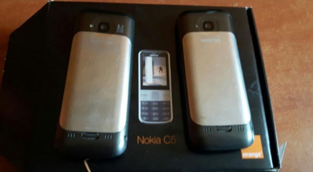Nokia C5, 3.2 Mpix. Stan zadbany.Dla Seniorów