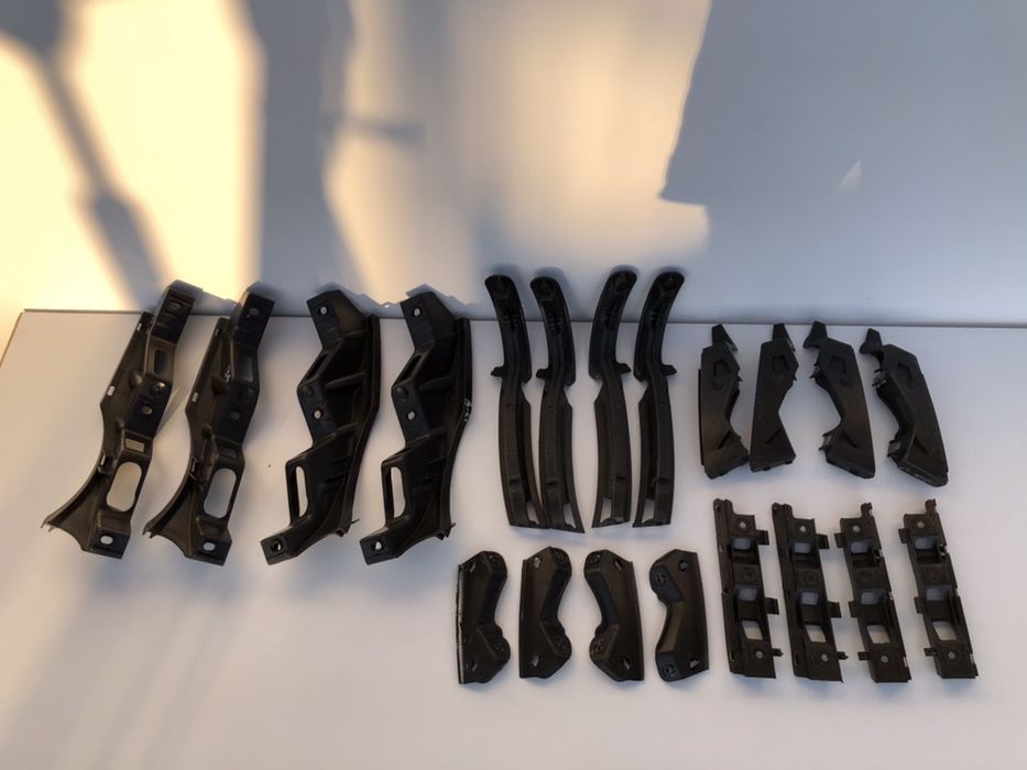 Крипление бампера VW Passat B6 кріплення кронштейн крила фари Пассат