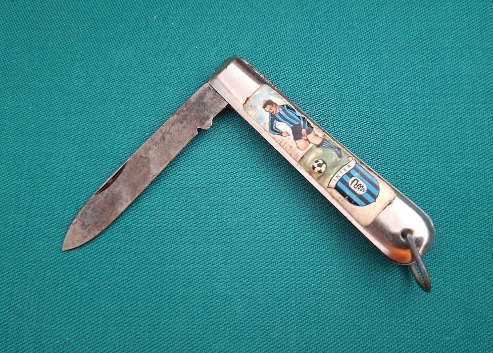 Canivete muito antigo do Clube de Futebol Inter de Milão