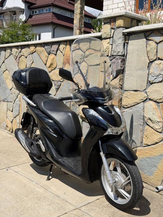 Продам Honda sh 125i