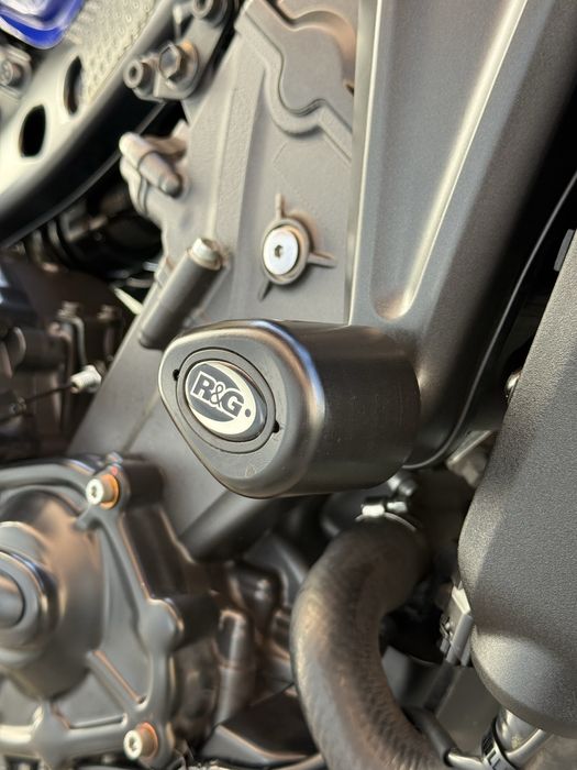 Yamaha MT-09 2022 Gen 3 | Full Extras: Nitron R3 + Dominator HP3 + R&G