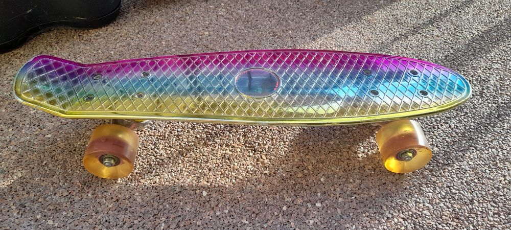 Deskorolka typu fish