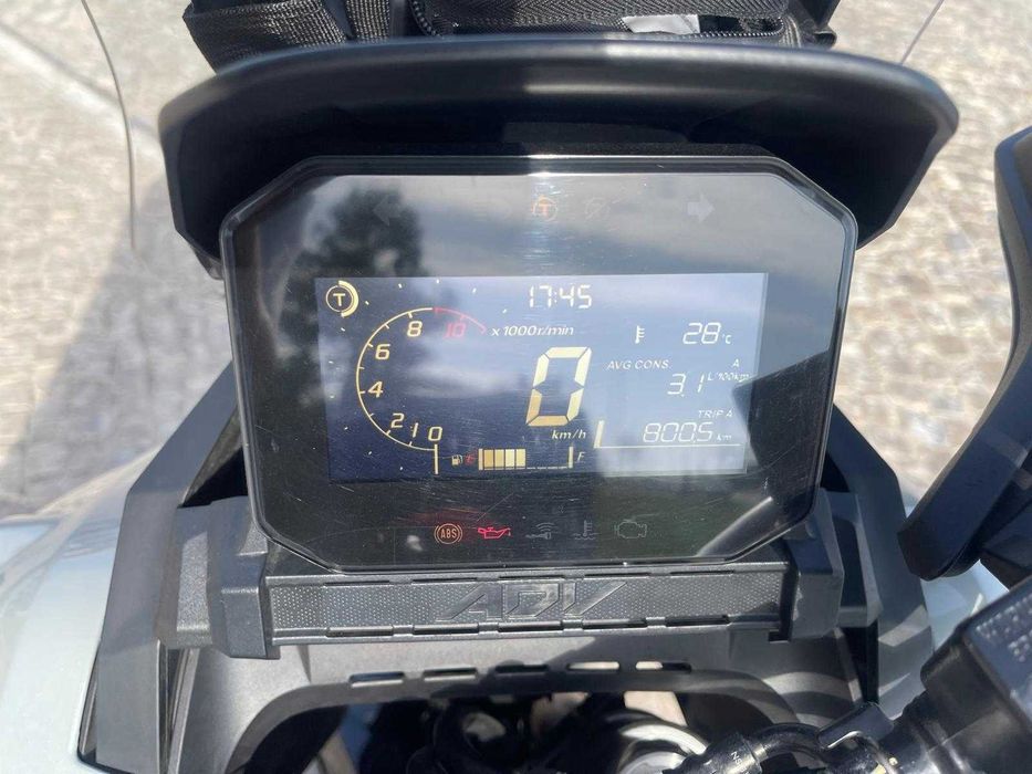 Honda ADV350 - Estimada sem Riscos ou Quedas
