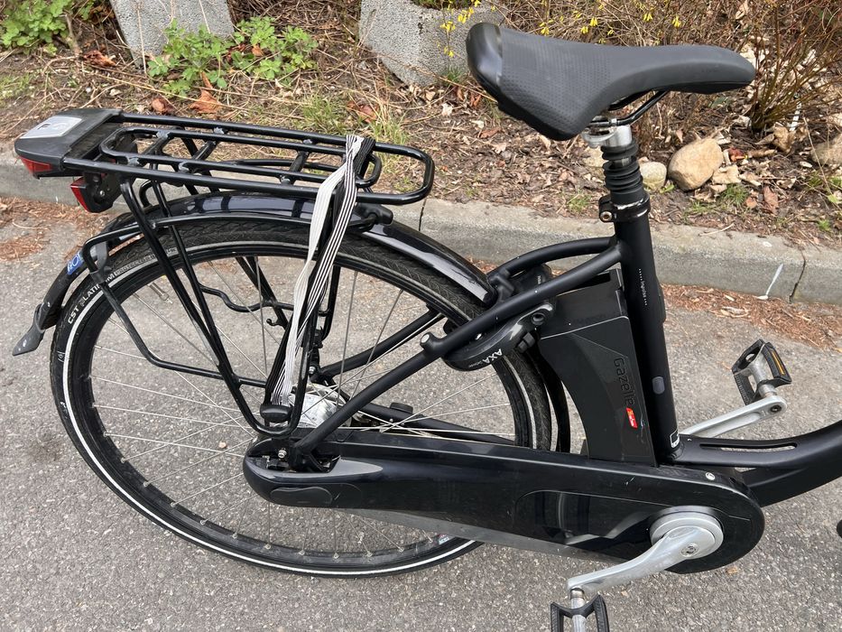 Ladny rower elektryczny GAZELLE z silnikiem centralnym IMPULSE 36v /B