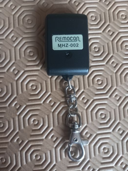 Comando Portão de Garagem Remocon