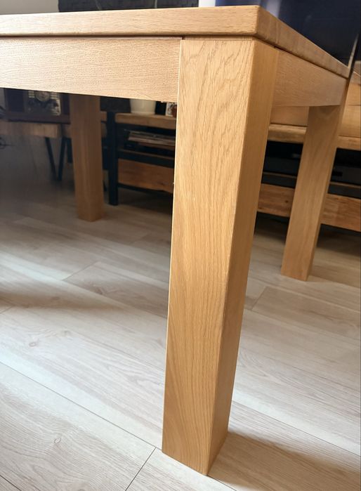 Debowy stół 120/100 cm firmy Klose