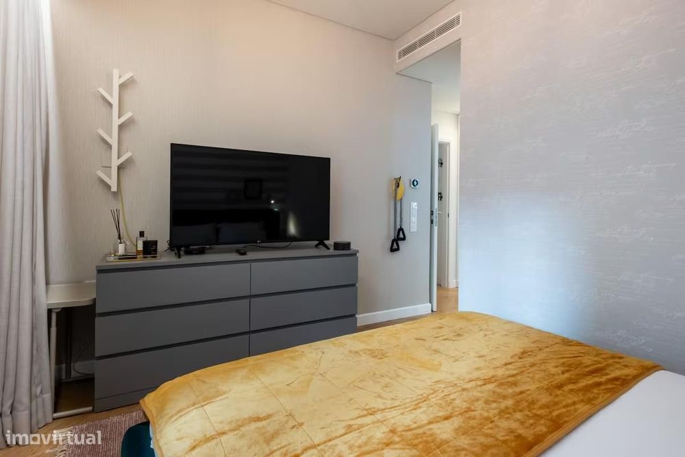 Apartamento T1 com estacionamento, Estrela, Lisboa