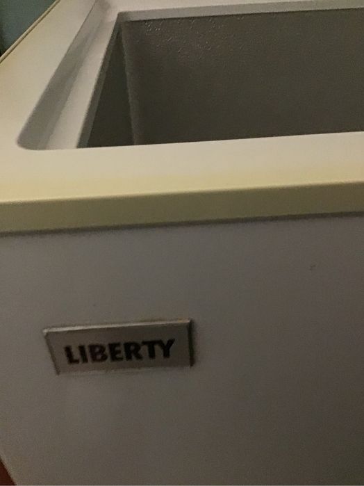 Морозильна камера Liberty