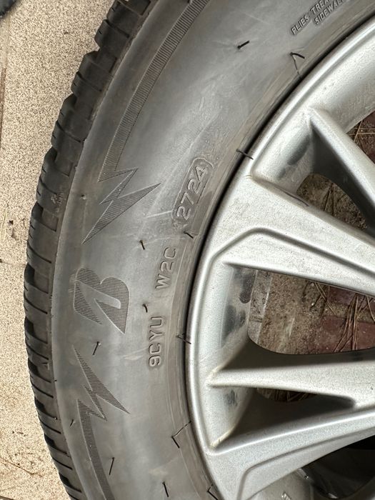 Opony zimowe 175/65 R15 Toyota Yaris z alufelgami