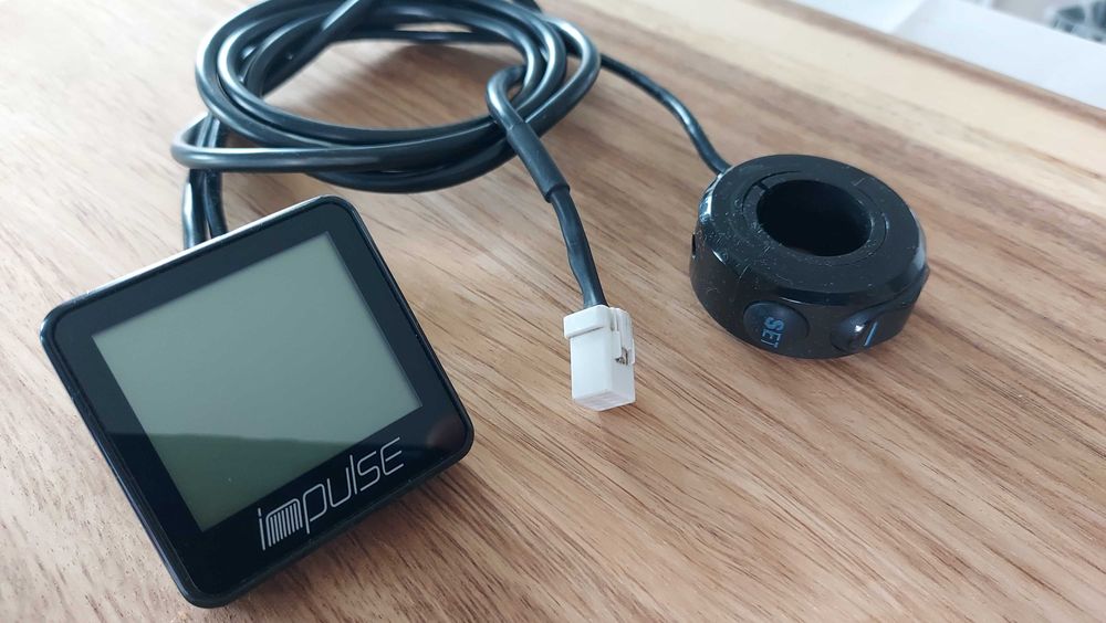 Wyświetlacz LCD  IMPULSE  36V mały (czarny)