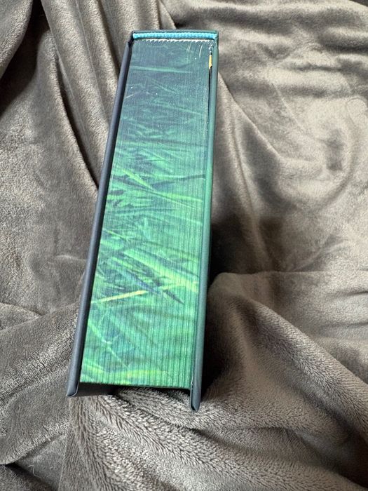 Уся небесна синь Limited edition зі зрізом