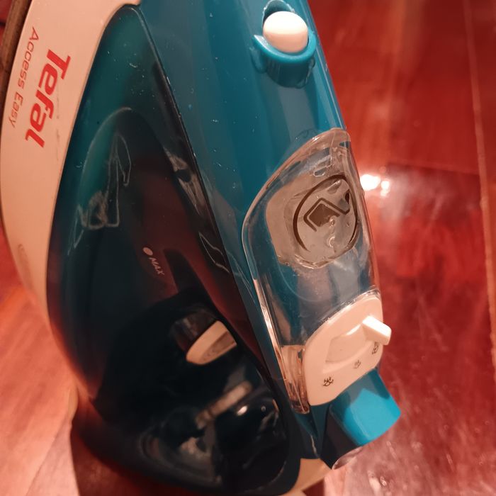 Ferro de engomar Tefal64584973284098122