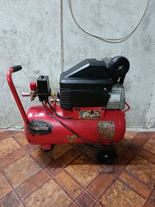 Продам компрессор