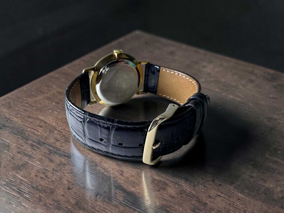 Zegarek DOXA Classic – Manual Winding – Gold Plated