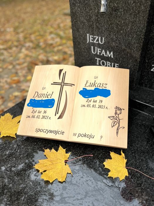 Książka nagrobna,poduszka