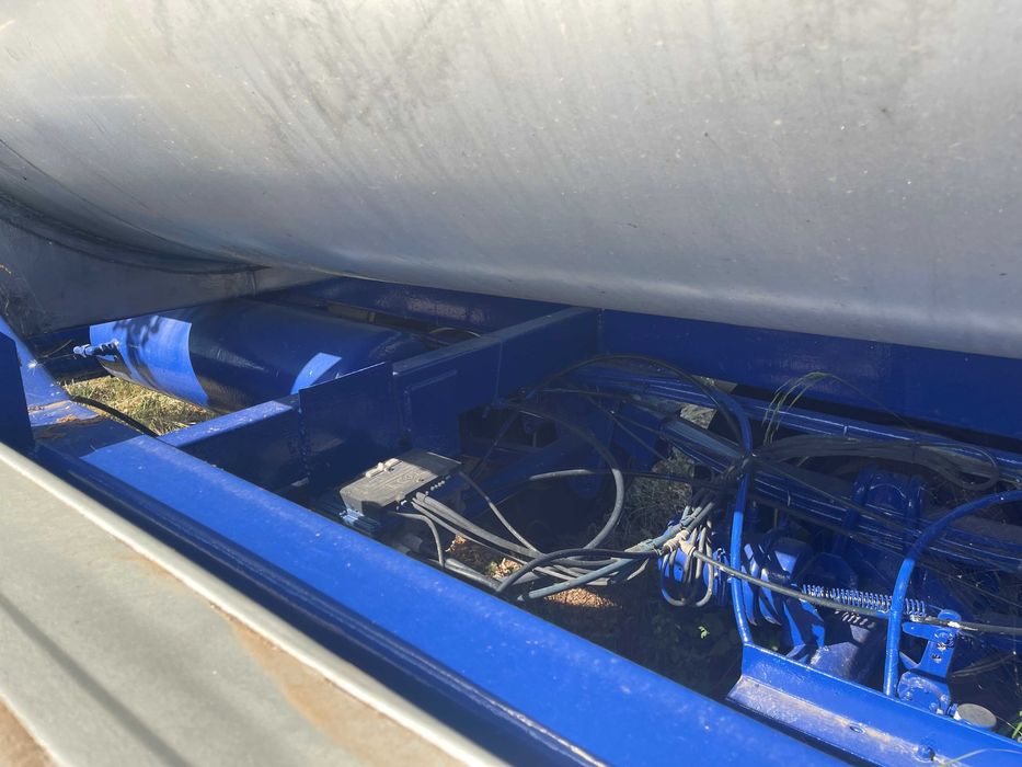 Semi reboque cisterna em inox