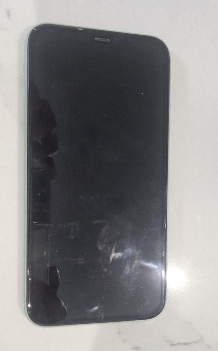 iPhone 11 64gb verde em estado de novo