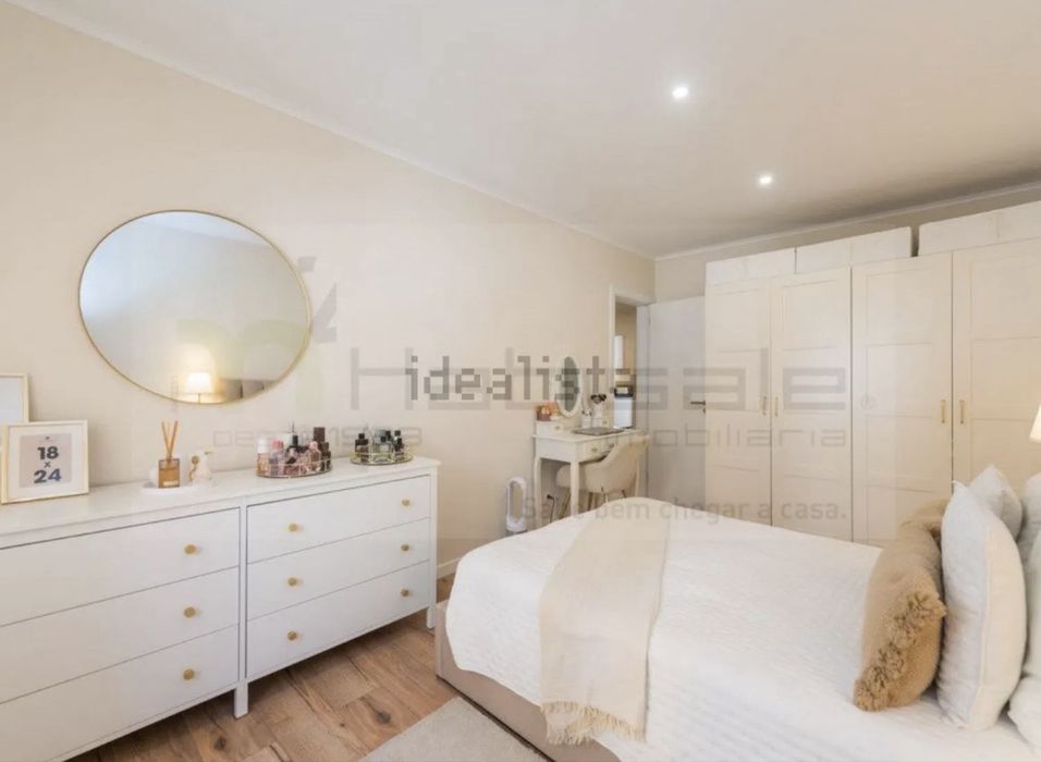 Apartamento T2 — Rua Eça de Queiroz, Estação de Agualva-Cacém, Sintra