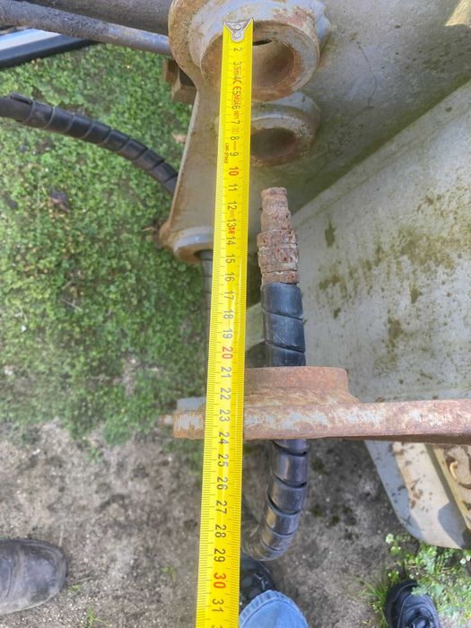 Łyżka skarpowa hydrauliczna do koparki 8–15 ton