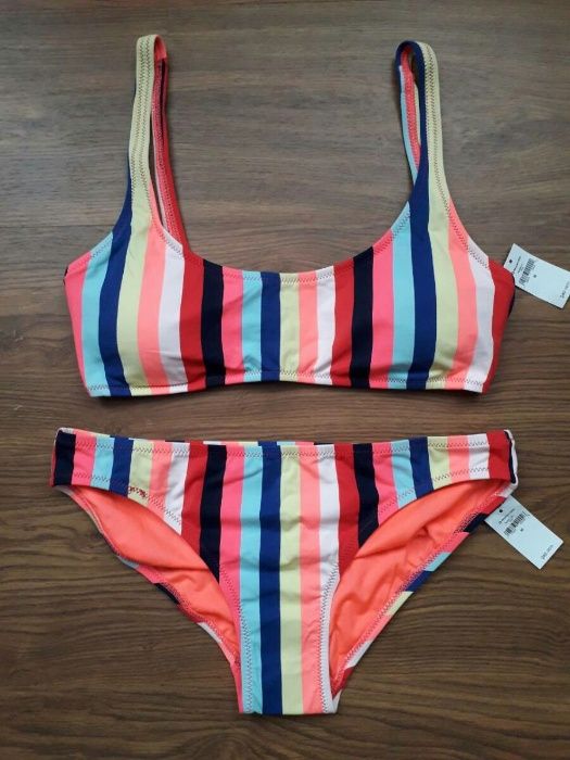 Новий купальник GAP