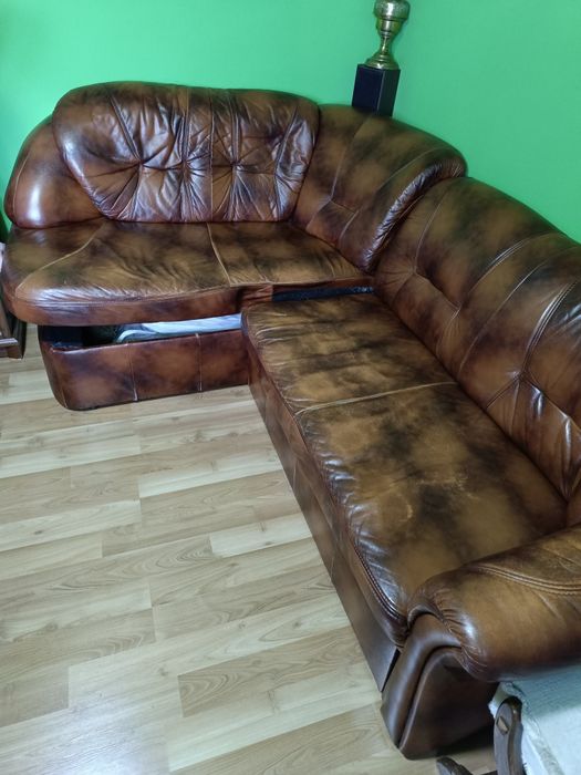 Narożnik skórzany  z funkcją spania