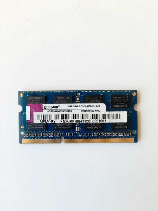 Memória RAM Kingston DDR3 de 2GB p/ portáteis