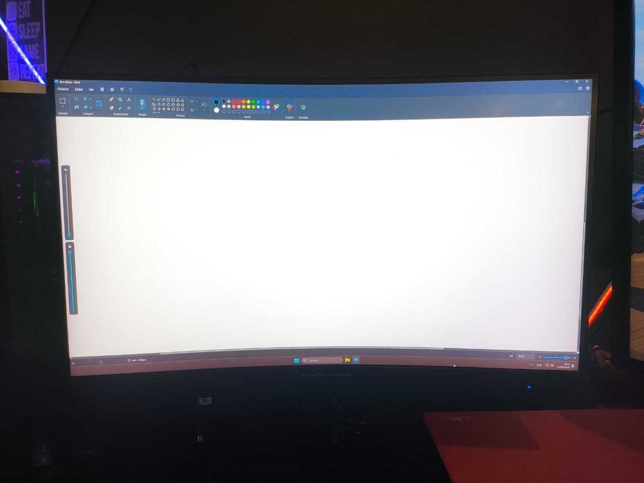 Monitor Asrock Phantom Gaming PG27Q15R2A 27" WQHD 165Hz FreeSync Premium Curvo