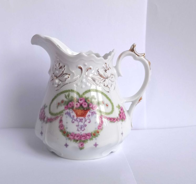 Secesyjny mlecznik, dzbanuszek, Śląsk?