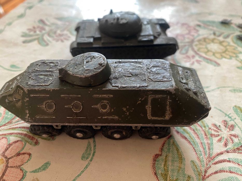 Танк та бронемашина часів СССР