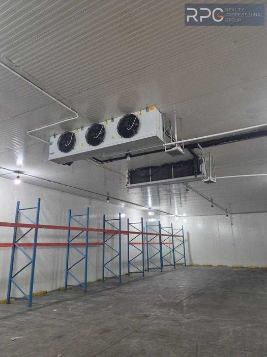 оренда СКЛАДУ  566.20 м² Жуляни 350грн за метр склад-холодильник!
