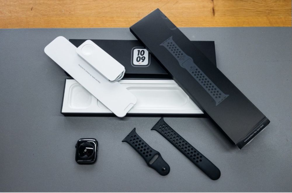 Apple watch SE Nike Edition 44 mm