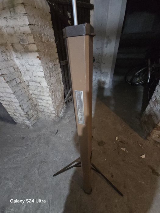 Ekran do projekcie filmuw