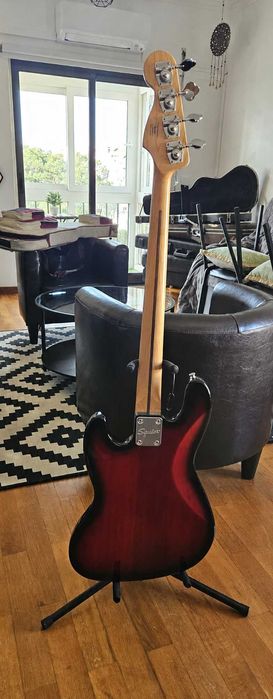 contrabaixo squier fender - seminovo - ótimo preço