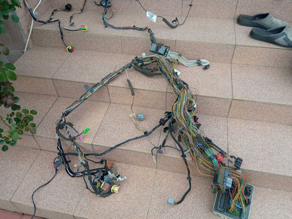 Проводка підкапотна Форд Фокус Focus МК1 1.8TD 1.8i 1.6i салону дверок