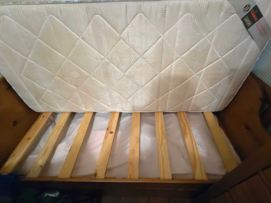 cama  solteiro com colchão