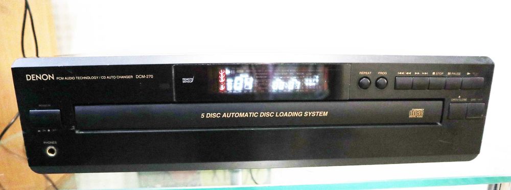 CD проигрыватель на 5 дисков DENON DCM-270 Philips CDC-925