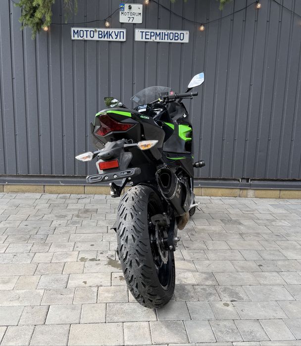 Kawasaki Ninja400 ABS доставка-обмін