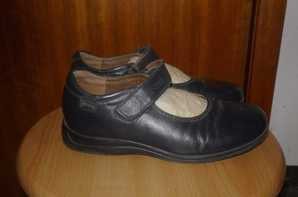 Sapatos menina "SChool Billow" 33: 1 euro