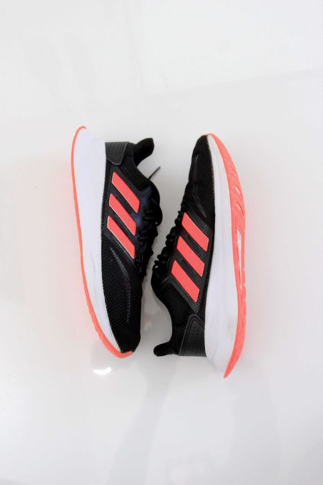 Adidas Runflacon bez wad 38